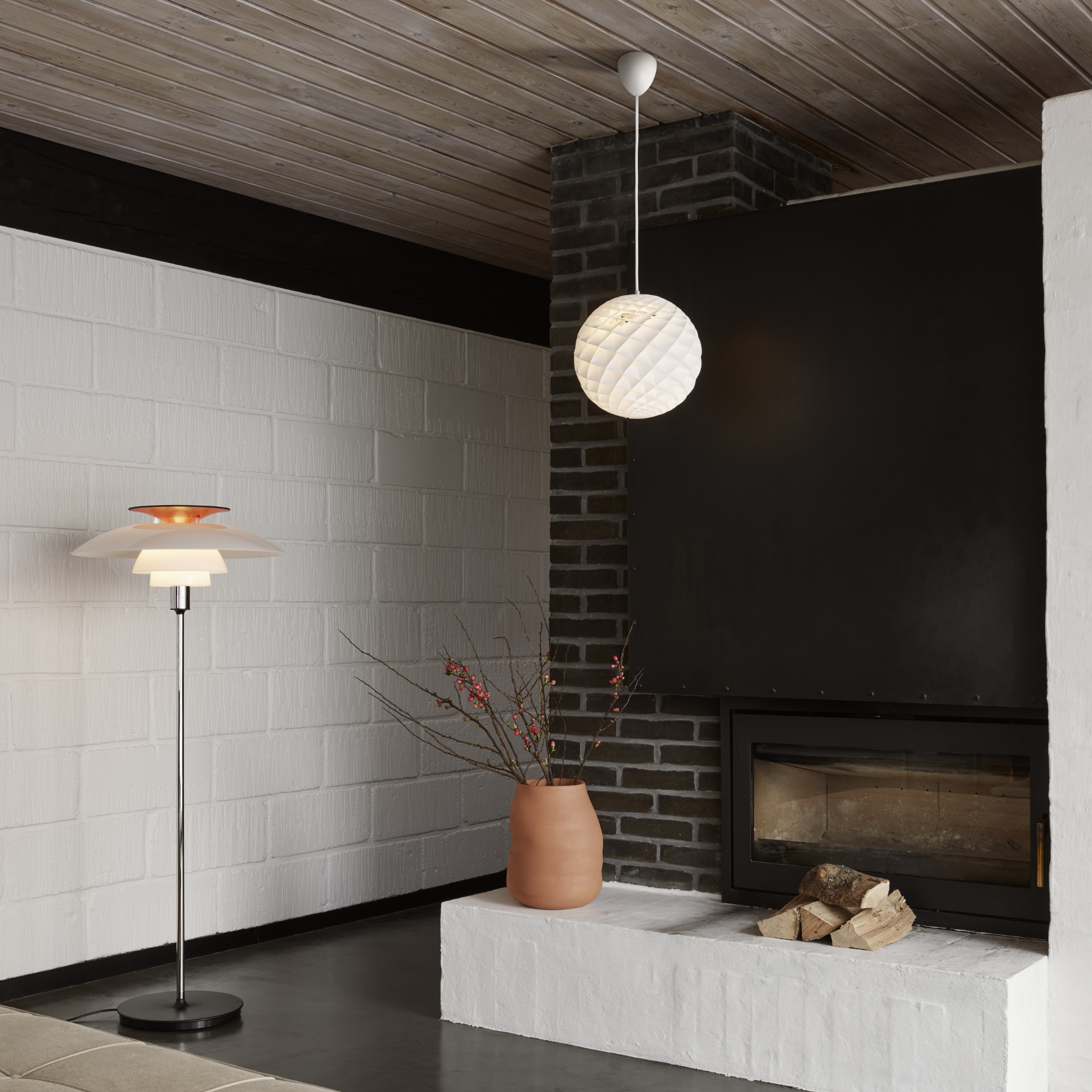 Patera Pendant